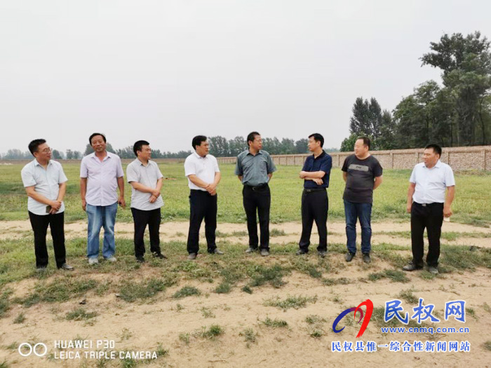 省畜牧局畜牧處處長(zhǎng)高永革調(diào)研民權(quán)畜牧業(yè)