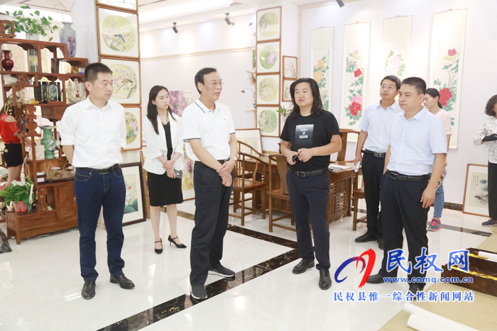 省文化體制改革和發(fā)展工作領(lǐng)導小組蒞民調(diào)研文化和旅游融合發(fā)展工作 省文化體制改革和發(fā)展工作領(lǐng)導小組蒞民調(diào)研文化和旅游融合發(fā)展工作