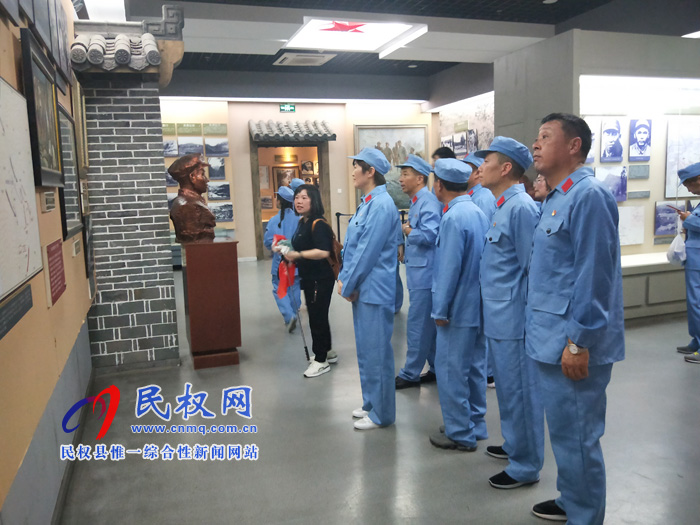 民權(quán)高新區(qū)組織非公企業(yè)開展“不忘初心，牢記使命”紅色主題教育實踐活動