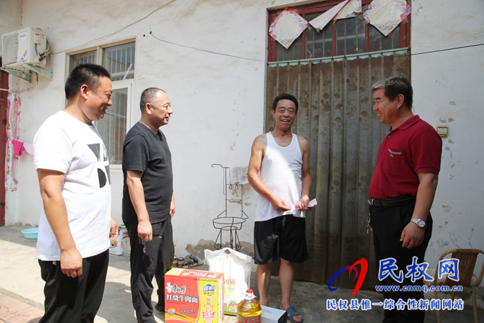 自然資源局開展“八一”走訪慰問活動 自然資源局開展“八一”走訪慰問活動