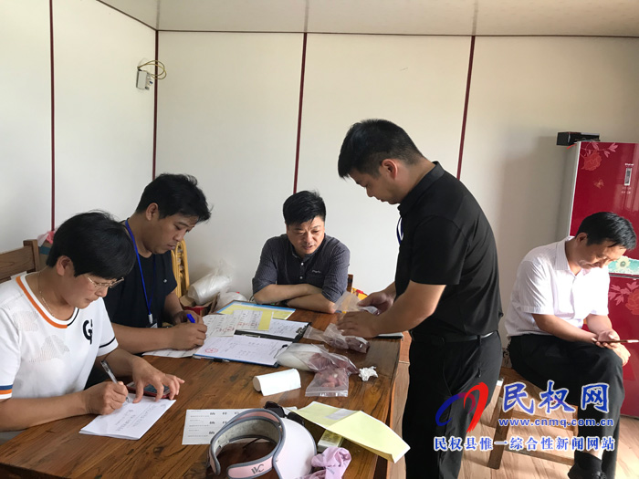 省農(nóng)業(yè)農(nóng)村廳蒞臨民權(quán)開展2019年省級(jí)水產(chǎn)品質(zhì)量安全監(jiān)督抽檢工作 省農(nóng)業(yè)農(nóng)村廳蒞臨民權(quán)開展2019年省級(jí)水產(chǎn)品質(zhì)量安全監(jiān)督抽檢工作