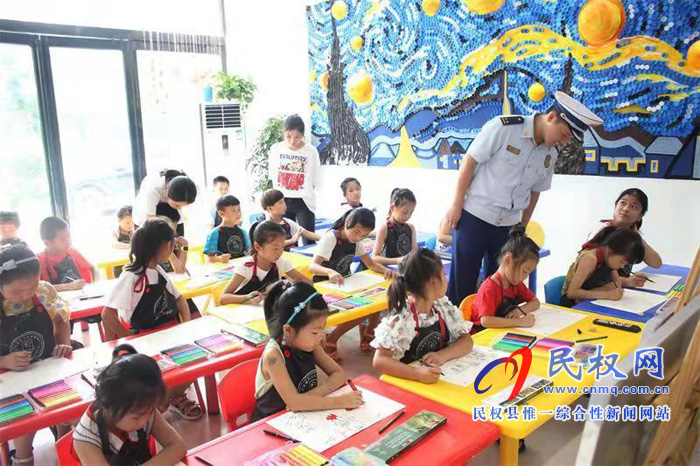 團縣委與民權(quán)消防大隊組織開展暑期消防繪畫作文征集活動 團縣委與民權(quán)消防大隊組織開展暑期消防繪畫作文征集活動