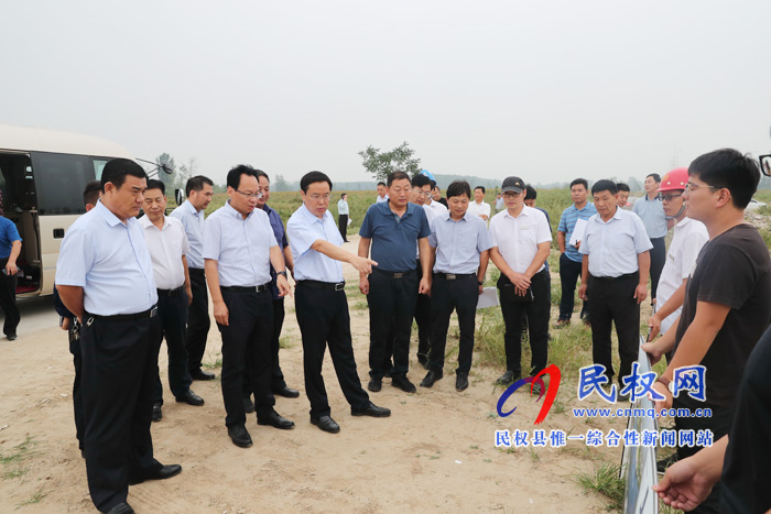 市人大常委會副主任、縣委書記姬脈常調(diào)研我縣城市水系建設(shè)工作