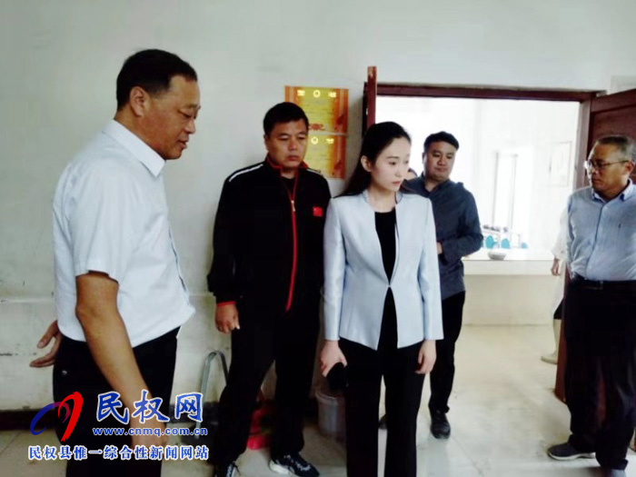 副縣長(zhǎng)朱琳檢查我縣校園安全工作 副縣長(zhǎng)朱琳檢查我縣校園安全工作