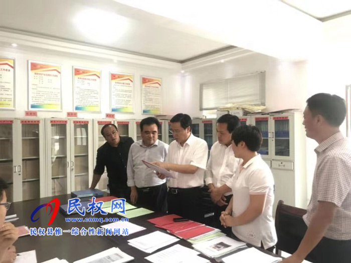 市人大常委會副主任、縣委書記姬脈常到我縣部分鄉(xiāng)鎮(zhèn)調(diào)研督查脫貧攻堅工作