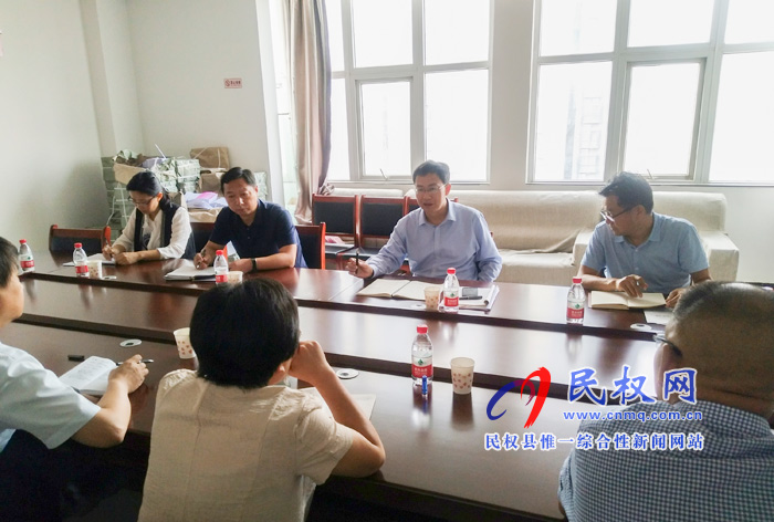 縣委常委、縣紀委書記、縣監(jiān)委主任張亞光到駐發(fā)改委紀檢監(jiān)察組調(diào)研