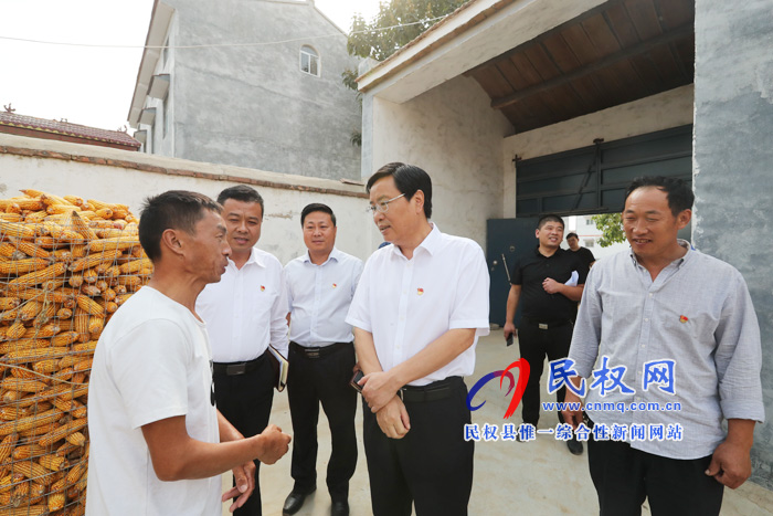 市人大常委會副主任、縣委書記姬脈常調(diào)研軟弱渙散村黨組織整頓工作