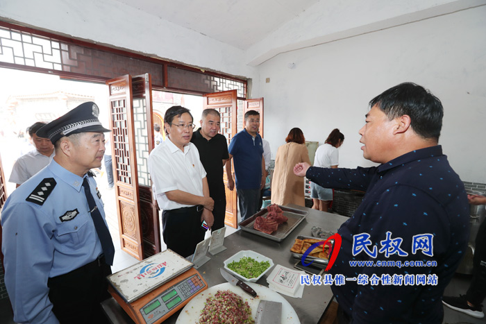 市人大常委會副主任、縣委書記姬脈常調(diào)研軟弱渙散村黨組織整頓工作