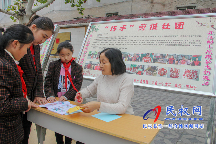 民權(quán)縣實(shí)驗(yàn)小學(xué)舉辦新學(xué)年學(xué)生社團(tuán)納新活動(dòng) 民權(quán)縣實(shí)驗(yàn)小學(xué)舉辦新學(xué)年學(xué)生社團(tuán)納新活動(dòng)