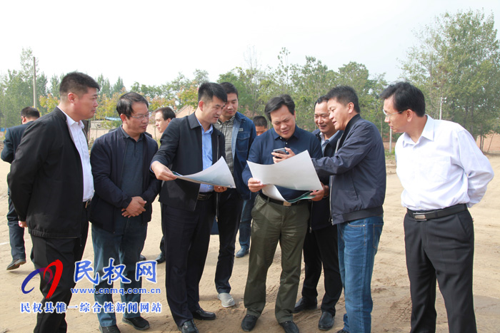 副縣長孟祥亮到雙塔鎮(zhèn)召開秣坡紅色教育基地建設現(xiàn)場辦公會 副縣長孟祥亮到雙塔鎮(zhèn)召開秣坡紅色教育基地建設現(xiàn)場辦公會