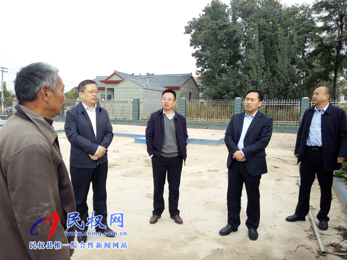 民權(quán)縣第三戰(zhàn)區(qū)脫貧攻堅(jiān)工作促進(jìn)會(huì)召開 民權(quán)縣第三戰(zhàn)區(qū)脫貧攻堅(jiān)工作促進(jìn)會(huì)召開