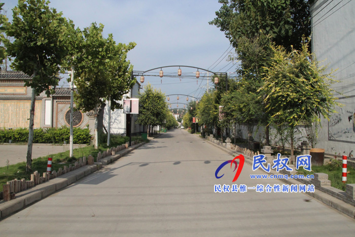 花園鄉(xiāng)打造靚麗環(huán)境喜迎“冷博會(huì)” 花園鄉(xiāng)打造靚麗環(huán)境喜迎“冷博會(huì)”