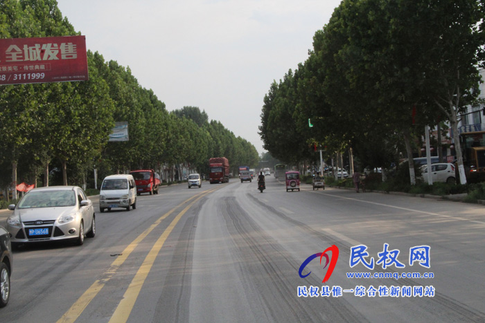 花園鄉(xiāng)打造靚麗環(huán)境喜迎“冷博會(huì)” 花園鄉(xiāng)打造靚麗環(huán)境喜迎“冷博會(huì)”