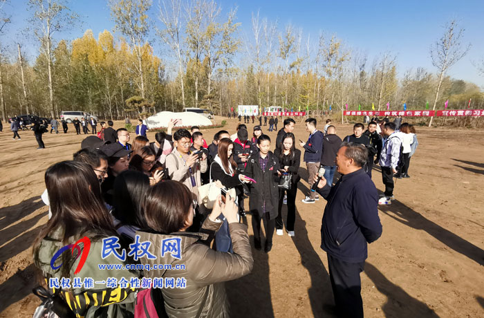 “鄉(xiāng)村振興 出彩中原”全國融媒體看河南暨全國百家媒體商丘行在我縣 “媒林”正式啟動 “鄉(xiāng)村振興 出彩中原”全國融媒體看河南暨全國百家媒體商丘行在我縣 “媒林”正式啟動