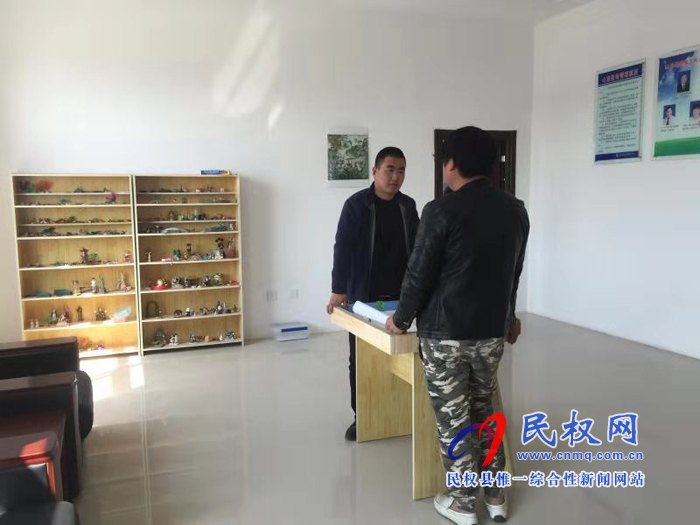 縣司法局開展社區(qū)服刑人員心理輔導(dǎo) 縣司法局開展社區(qū)服刑人員心理輔導(dǎo)