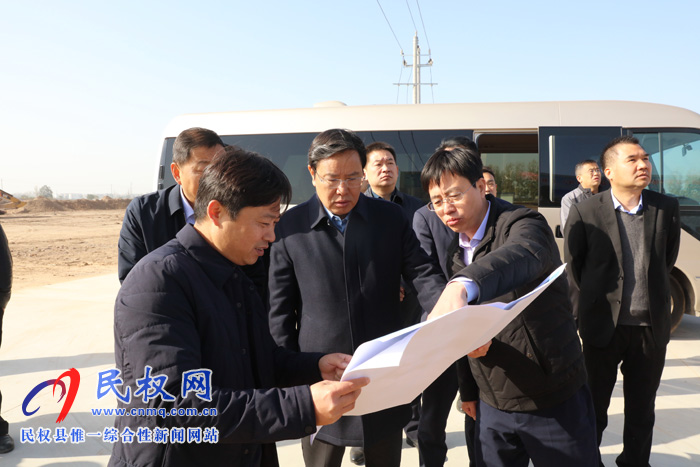 市人大常委會(huì)副主任、縣委書(shū)記姬脈常調(diào)研我縣部分重點(diǎn)民生工程建設(shè)和管理情況