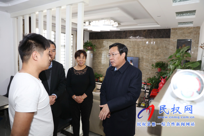市人大常委會(huì)副主任、縣委書(shū)記姬脈常調(diào)研我縣部分重點(diǎn)民生工程建設(shè)和管理情況