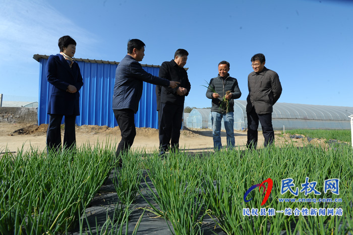 市人大常委會副主任、市總工會主席劉沛到白云寺鎮(zhèn)開展“三·五”基層工作日活動