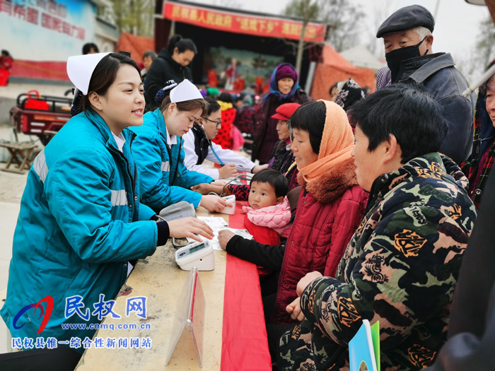 為民服務(wù)“四下鄉(xiāng)”寒冷冬日暖民心 為民服務(wù)“四下鄉(xiāng)”寒冷冬日暖民心
