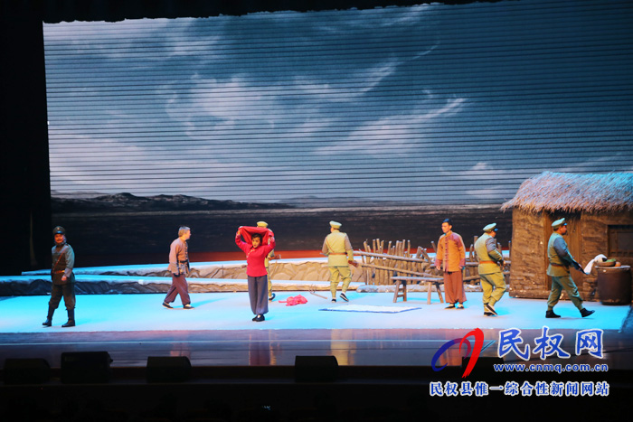 紅色豫劇《小推車(chē)》在民權(quán)精彩上演 紅色豫劇《小推車(chē)》在民權(quán)精彩上演