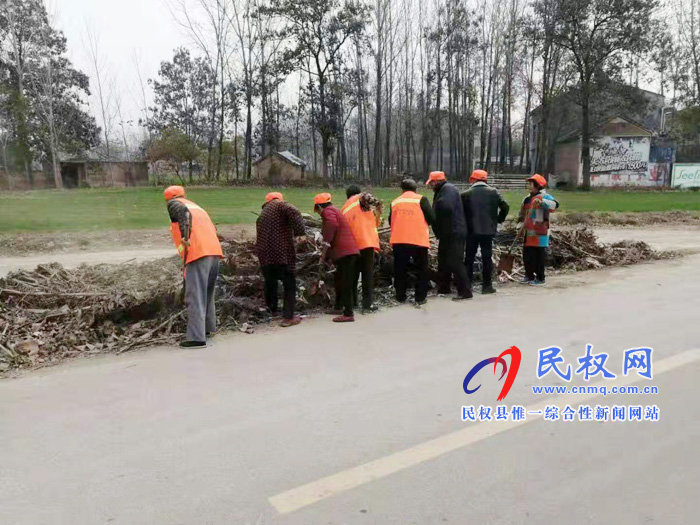 王橋鎮(zhèn):公路養(yǎng)護(hù)保暢通 王橋鎮(zhèn):公路養(yǎng)護(hù)保暢通
