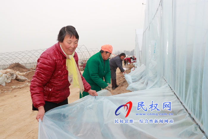 民權(quán)全方位引導(dǎo)農(nóng)民工返鄉(xiāng)創(chuàng)業(yè) 激活發(fā)展動能三萬多人返鄉(xiāng)創(chuàng)業(yè)帶富鄉(xiāng)鄰 民權(quán)全方位引導(dǎo)農(nóng)民工返鄉(xiāng)創(chuàng)業(yè) 激活發(fā)展動能三萬多人返鄉(xiāng)創(chuàng)業(yè)帶富鄉(xiāng)鄰