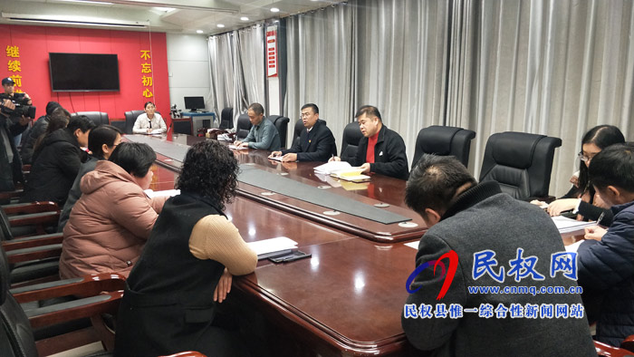 我縣各鄉(xiāng)鎮(zhèn)（街道辦）、縣直各單位迅速傳達學(xué)習(xí)縣委十二屆八次全會暨縣委經(jīng)濟工作會議精神