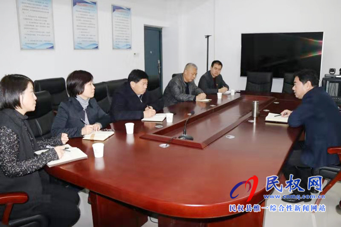 我縣各鄉(xiāng)鎮(zhèn)（街道辦）、縣直各單位迅速傳達學(xué)習(xí)縣委十二屆八次全會暨縣委經(jīng)濟工作會議精神
