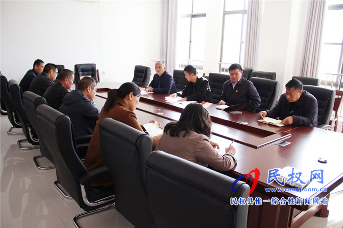 我縣各鄉(xiāng)鎮(zhèn)（街道辦）、縣直各單位迅速傳達學(xué)習(xí)縣委十二屆八次全會暨縣委經(jīng)濟工作會議精神