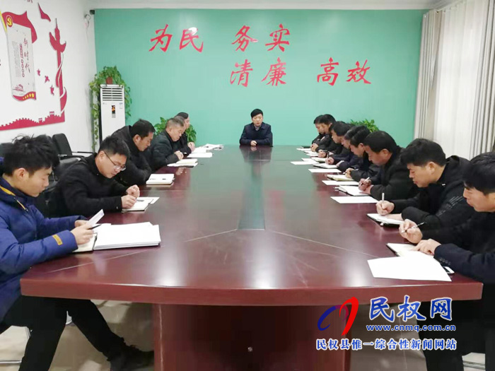 我縣各鄉(xiāng)鎮(zhèn)（街道辦）、縣直各單位迅速傳達學(xué)習(xí)縣委十二屆八次全會暨縣委經(jīng)濟工作會議精神