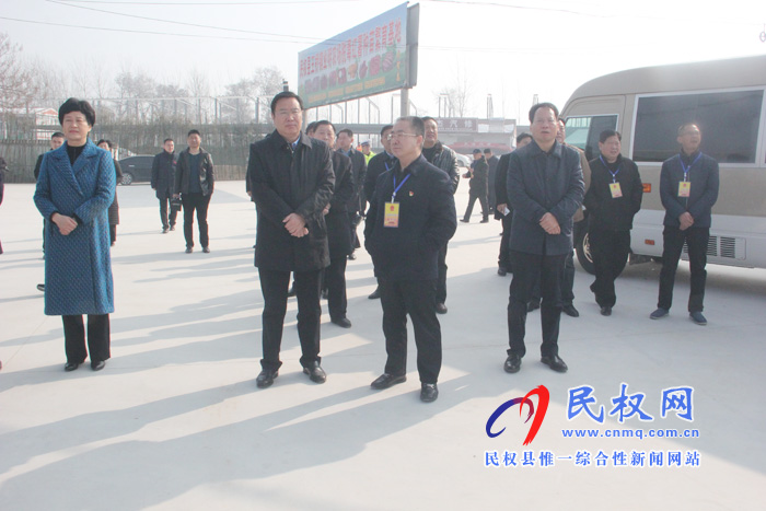 睢陽區(qū)部分商丘市五屆人大代表蒞臨民權集中視察 睢陽區(qū)部分商丘市五屆人大代表蒞臨民權集中視察