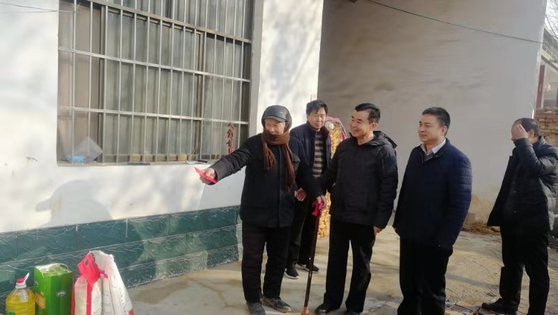 縣領導馬德偉到北關鎮(zhèn)慰問老復退軍人 縣領導馬德偉到北關鎮(zhèn)慰問老復退軍人