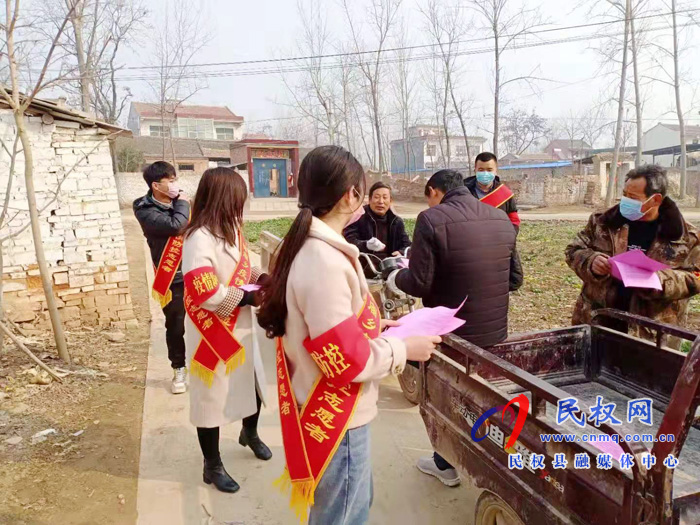 褚廟鄉(xiāng):大學(xué)生志愿者寒假送溫暖 褚廟鄉(xiāng):大學(xué)生志愿者寒假送溫暖
