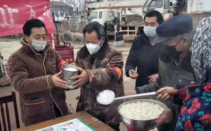 民權(quán)縣褚廟鄉(xiāng)：一份“暖心飯”，溫暖一份“情”