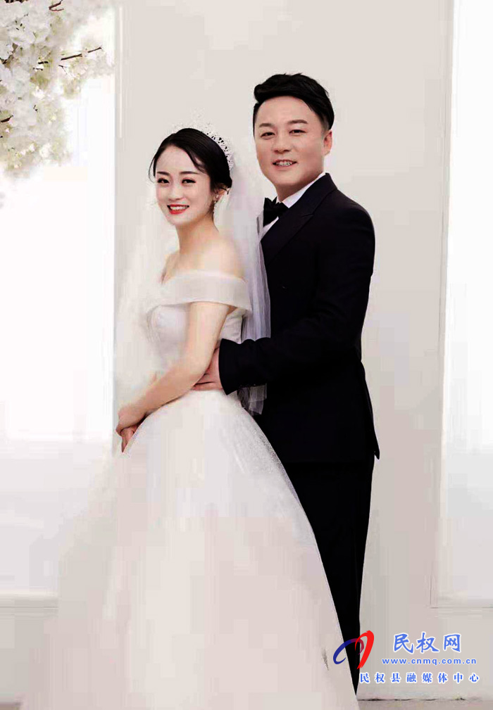 民權(quán)一準(zhǔn)新郎輔警推婚期奮戰(zhàn)抗“疫”一線(xiàn) 民權(quán)一準(zhǔn)新郎輔警推婚期奮戰(zhàn)抗“疫”一線(xiàn)