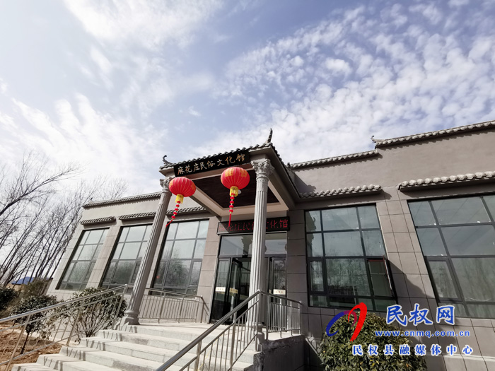 河南民權(quán):走進(jìn)麻花莊村民俗文化館 體驗貢麻花文化 河南民權(quán):走進(jìn)麻花莊村民俗文化館 體驗貢麻花文化
