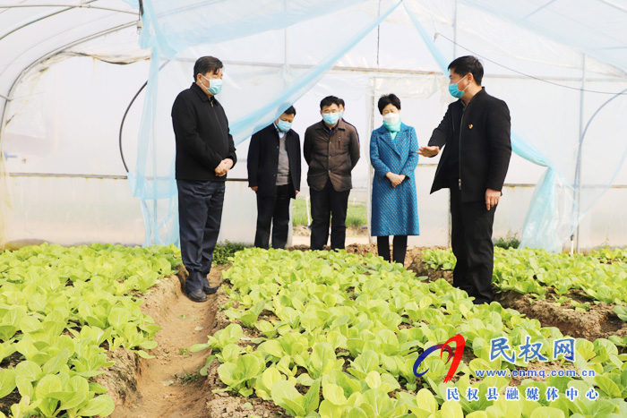 市人大副主任、市總工會(huì)主席劉沛到白云寺鎮(zhèn)開(kāi)展“三·五”基層工作日活動(dòng)