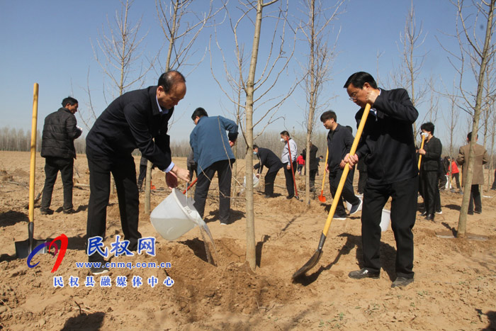 市人大常委會(huì)在民權(quán)國家森林公園舉辦民主法治生態(tài)建設(shè)主題植樹活動(dòng) 市人大常委會(huì)在民權(quán)國家森林公園舉辦民主法治生態(tài)建設(shè)主題植樹活動(dòng)