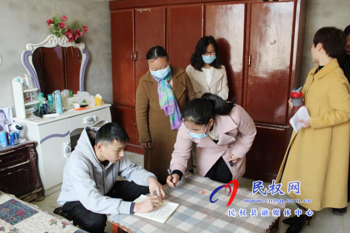 民權(quán)縣實驗中學(xué)開展疫情下的家訪活動 民權(quán)縣實驗中學(xué)開展疫情下的家訪活動