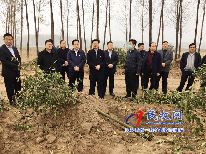 縣委副書記、縣長張團(tuán)結(jié)到我縣部分鄉(xiāng)鎮(zhèn)調(diào)研
