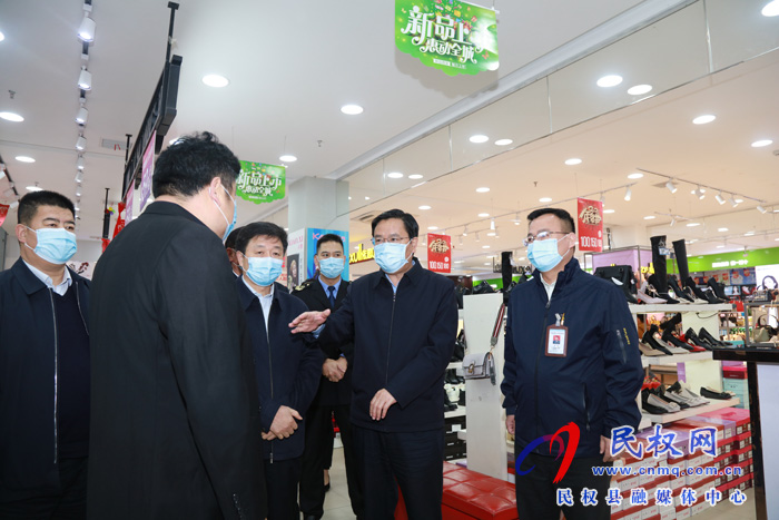 市人大常委會副主任、縣委書記姬脈常查看我縣重點公共服務業(yè)場所復工復產(chǎn)工作