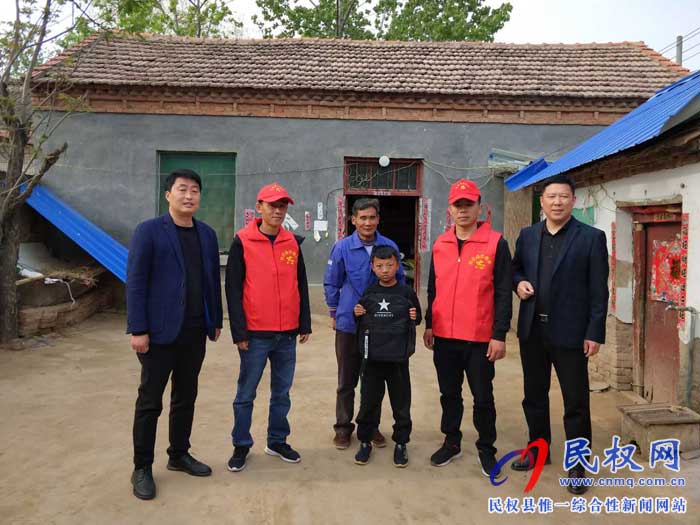 民權(quán)縣道路運輸服務中心開展走訪關(guān)愛留守兒童志愿服務活動 民權(quán)縣道路運輸服務中心開展走訪關(guān)愛留守兒童志愿服務活動