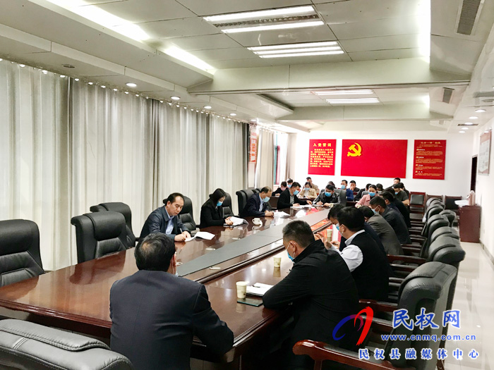 我縣召開社會(huì)足球場(chǎng)建設(shè)工作協(xié)調(diào)會(huì) 我縣召開社會(huì)足球場(chǎng)建設(shè)工作協(xié)調(diào)會(huì)