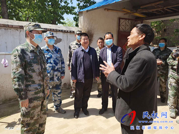 商丘軍分區(qū)副司令員夏宗長(zhǎng)到雙塔鎮(zhèn)督導(dǎo)調(diào)研脫貧攻堅(jiān)工作 商丘軍分區(qū)副司令員夏宗長(zhǎng)到雙塔鎮(zhèn)督導(dǎo)調(diào)研脫貧攻堅(jiān)工作