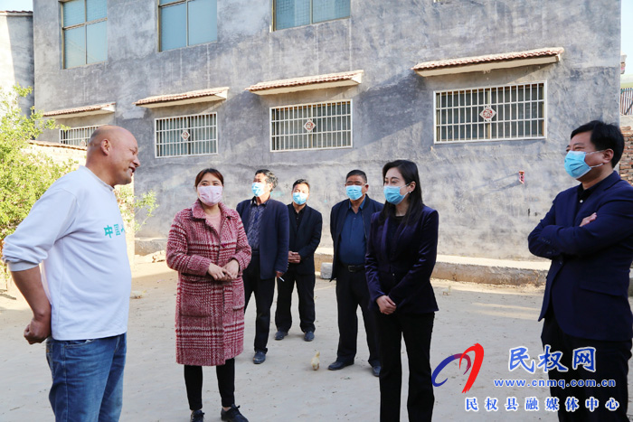 副縣長(zhǎng)朱琳到老顏集鄉(xiāng)召開(kāi)座談會(huì) 副縣長(zhǎng)朱琳到老顏集鄉(xiāng)召開(kāi)座談會(huì)