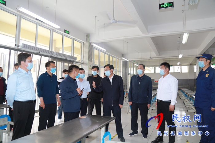 市人大常委會副主任、縣委書記姬脈常查看安全生產(chǎn)、及防汛、防溺亡工作
