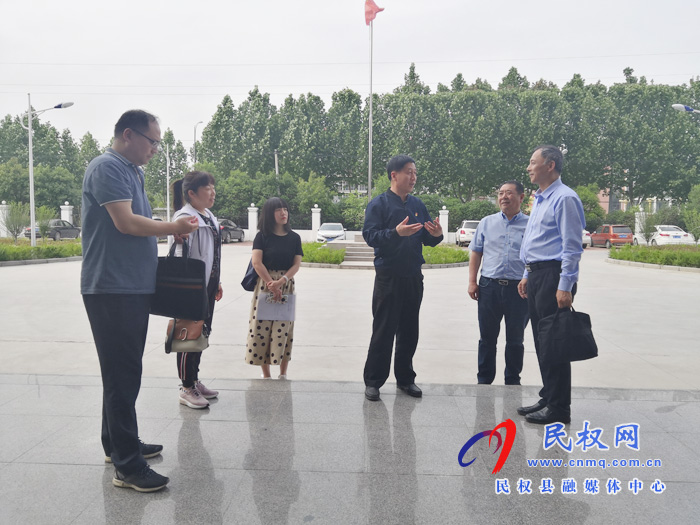 縣委常委、副縣長房季會見許昌市保稅物流中心建設考察團