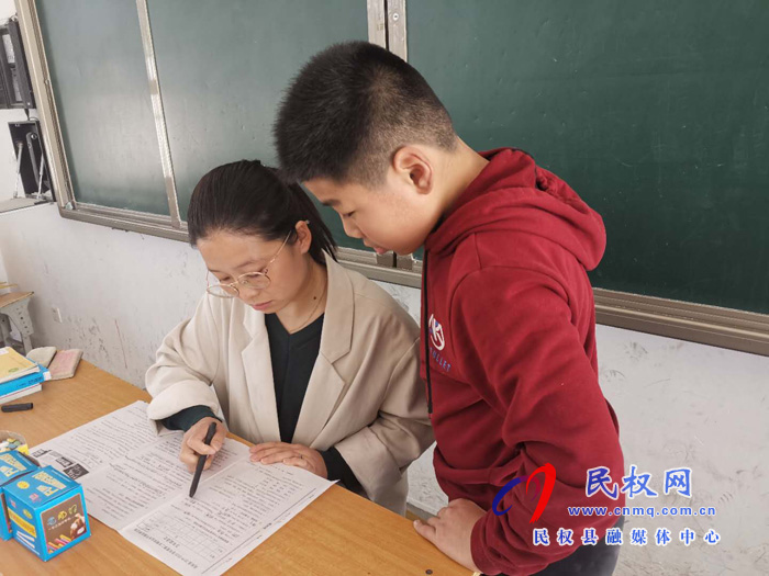 伯黨鄉(xiāng)伯西小學(xué)疫情期間關(guān)愛留守兒童 伯黨鄉(xiāng)伯西小學(xué)疫情期間關(guān)愛留守兒童