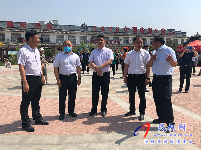 全市計(jì)生協(xié)“綜合改革”工作現(xiàn)場(chǎng)會(huì)在我縣褚廟鄉(xiāng)召開 全市計(jì)生協(xié)“綜合改革”工作現(xiàn)場(chǎng)會(huì)在我縣褚廟鄉(xiāng)召開