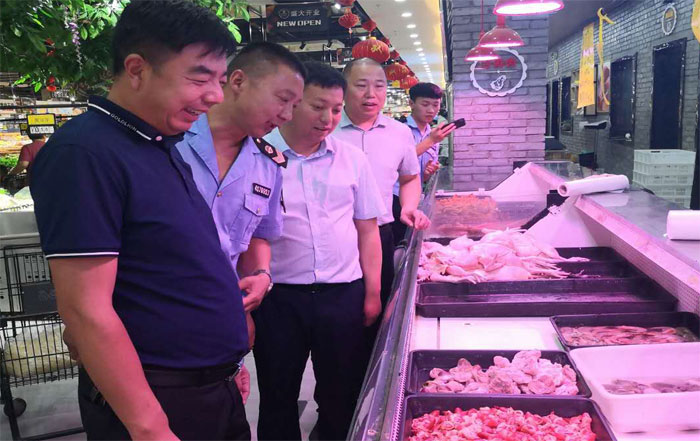 縣市場(chǎng)監(jiān)管局人和所開展食品安全專項(xiàng)檢查 縣市場(chǎng)監(jiān)管局人和所開展食品安全專項(xiàng)檢查